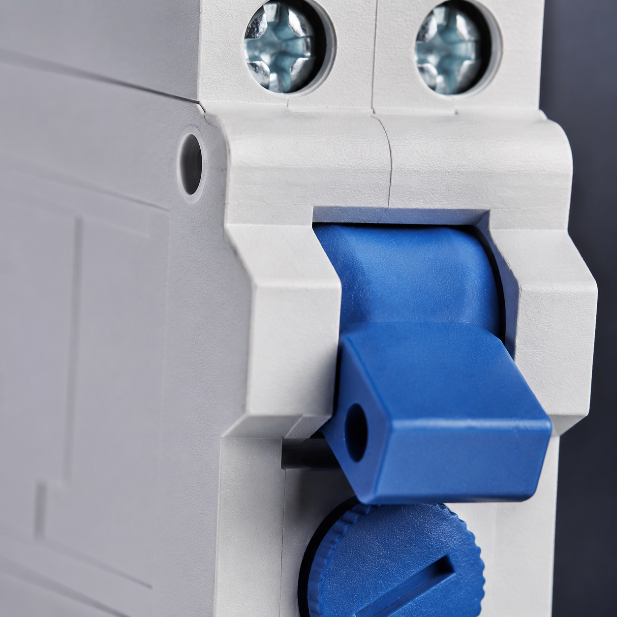 NH9-32 Isolator - 5