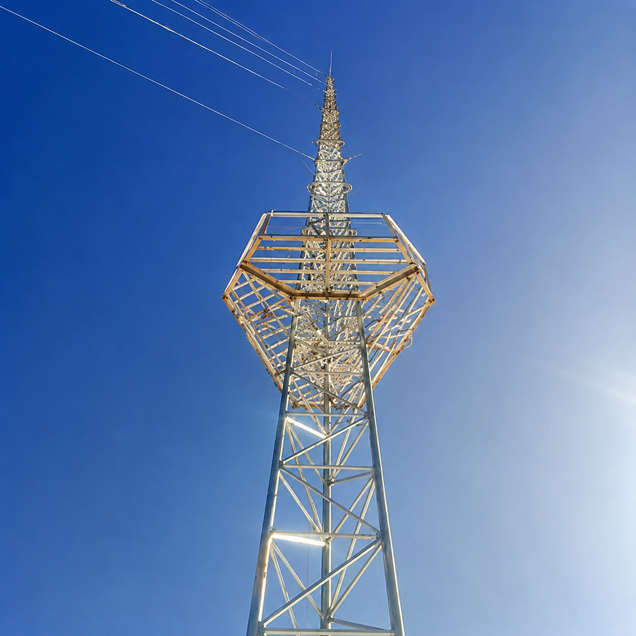 Menara tiang - 4