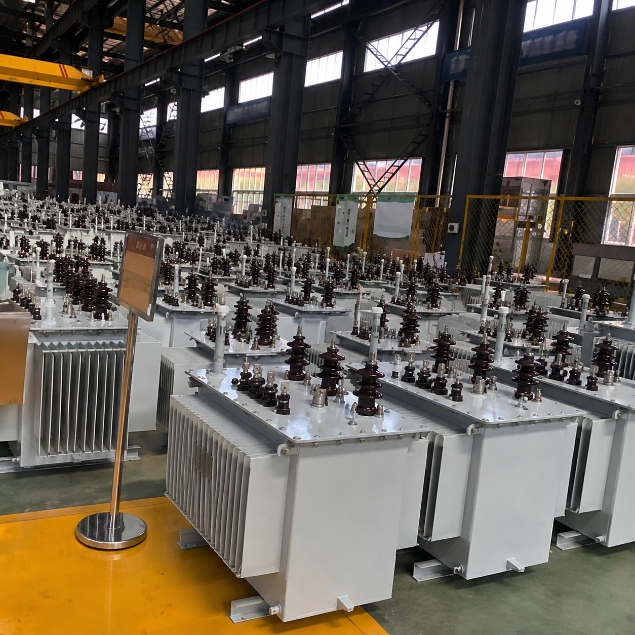 Transformator tipe perendaman minyak / transformator tenaga S13-M/10 kV/0,4 kV - 4