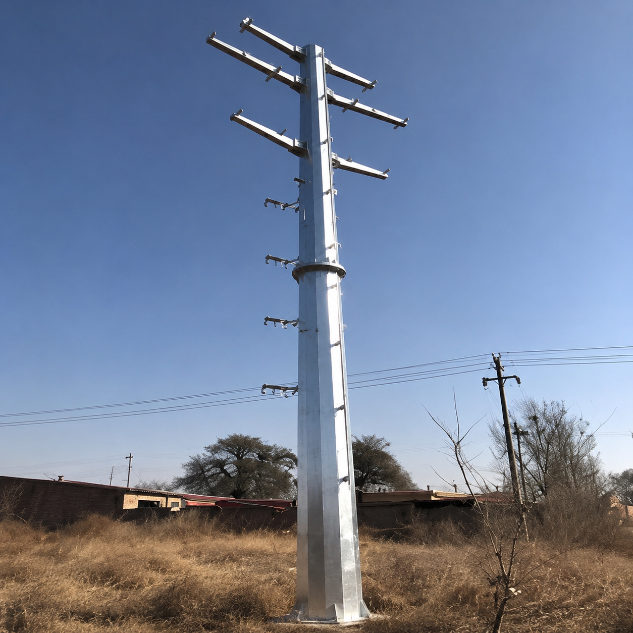 Tiang Baja Bulat dari Pipa Baja untuk Saluran Transmisi Tunggal/Ganda (Straight & Angle), Dilapis Seng Panas (Hot-Dip Galvanized), Tegangan 10 kV / 220 kV - 2