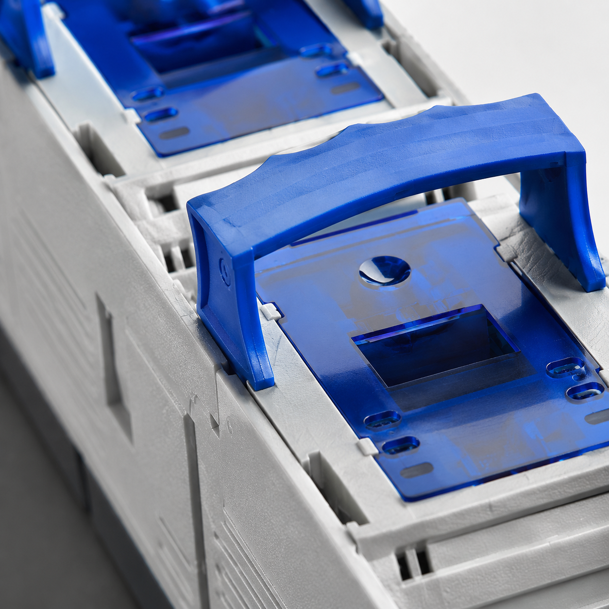 NH51 Series Isolator - 5