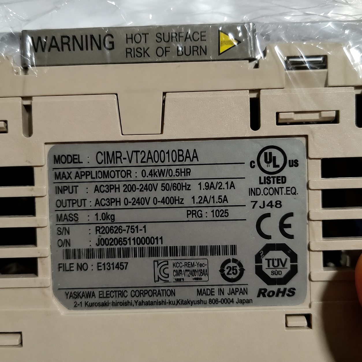 Inverter Yaskawa Seri CIMR-BAA V1000/VT2A0001