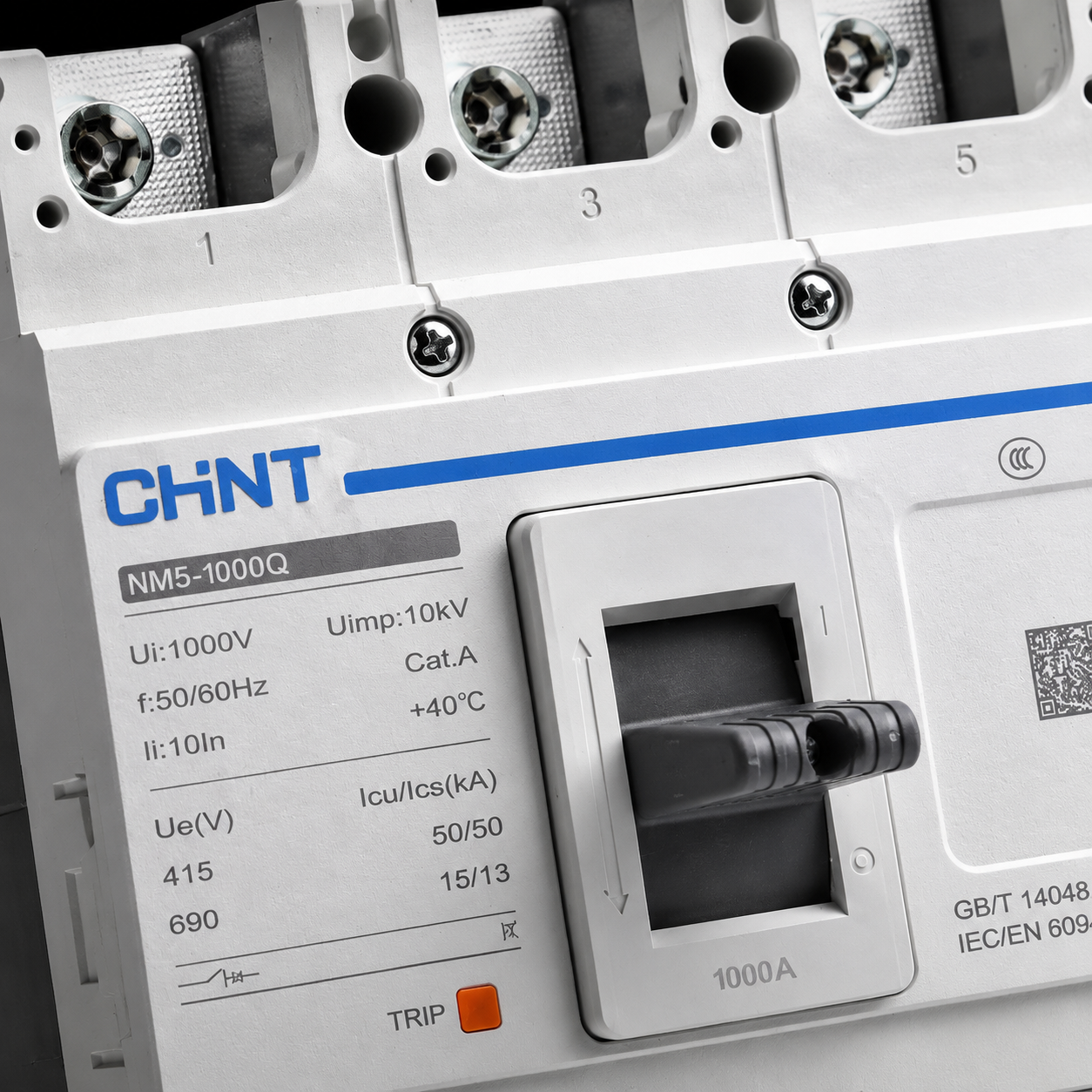Kontaktor saklar arus AC tipe NM5 - 5