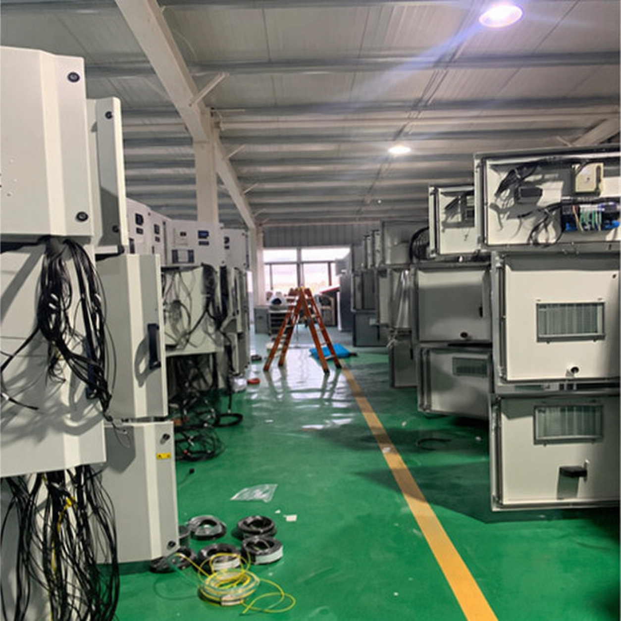 Panel switchgear tipe withdrawable / panel distribusi tegangan tinggi terintegrasi / switchgear tegangan tinggi, isolasi feeder, model KYN28A, 20 kV - 4