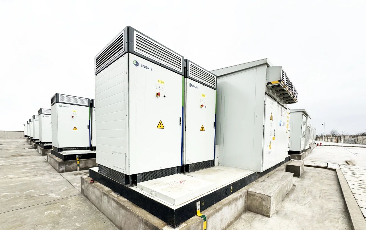 Integrated solutions for electrochemical energy storage systems